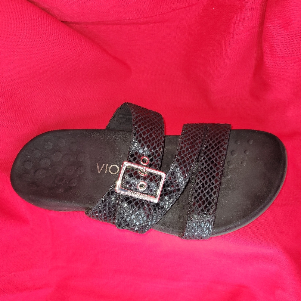 Vionic Black Faux Snakeskin Adjustable Strap Slid… - image 4